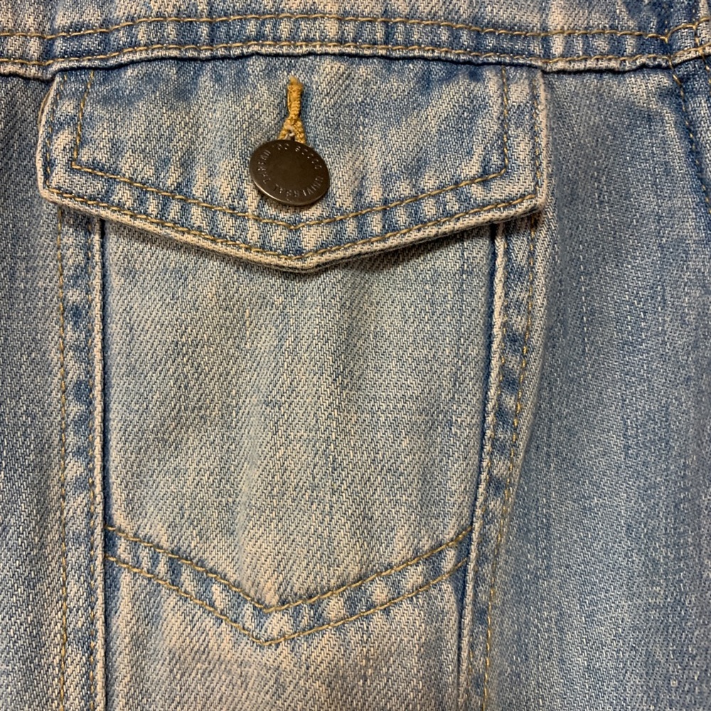 Universal Thread Freeborn Jean Jacket Light Wash L - image 4